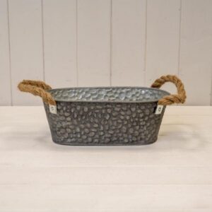 Zinc trough with hammered finish (embossed) and rope ears