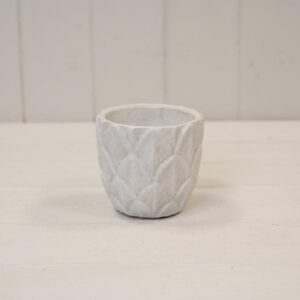 Round White Leaf Patterned Pot