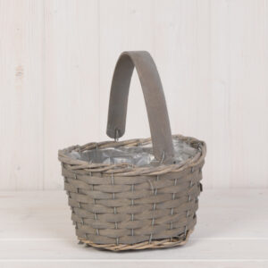 Greywashed Woodchip Trug with Flexi Handle