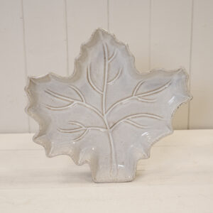 Leaf shape plate